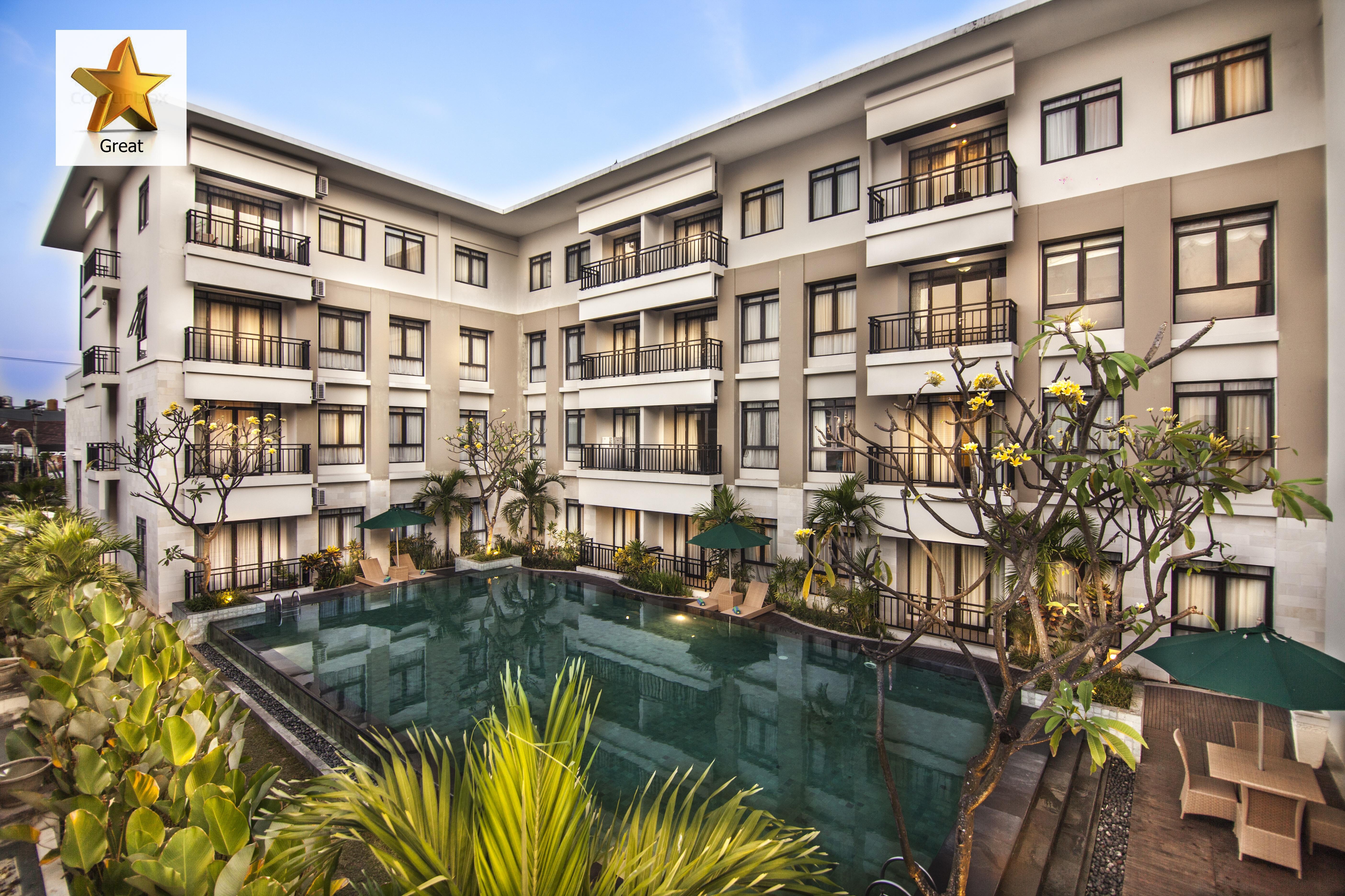 Grand Kuta Hotel And Residence Легиан Экстерьер фото