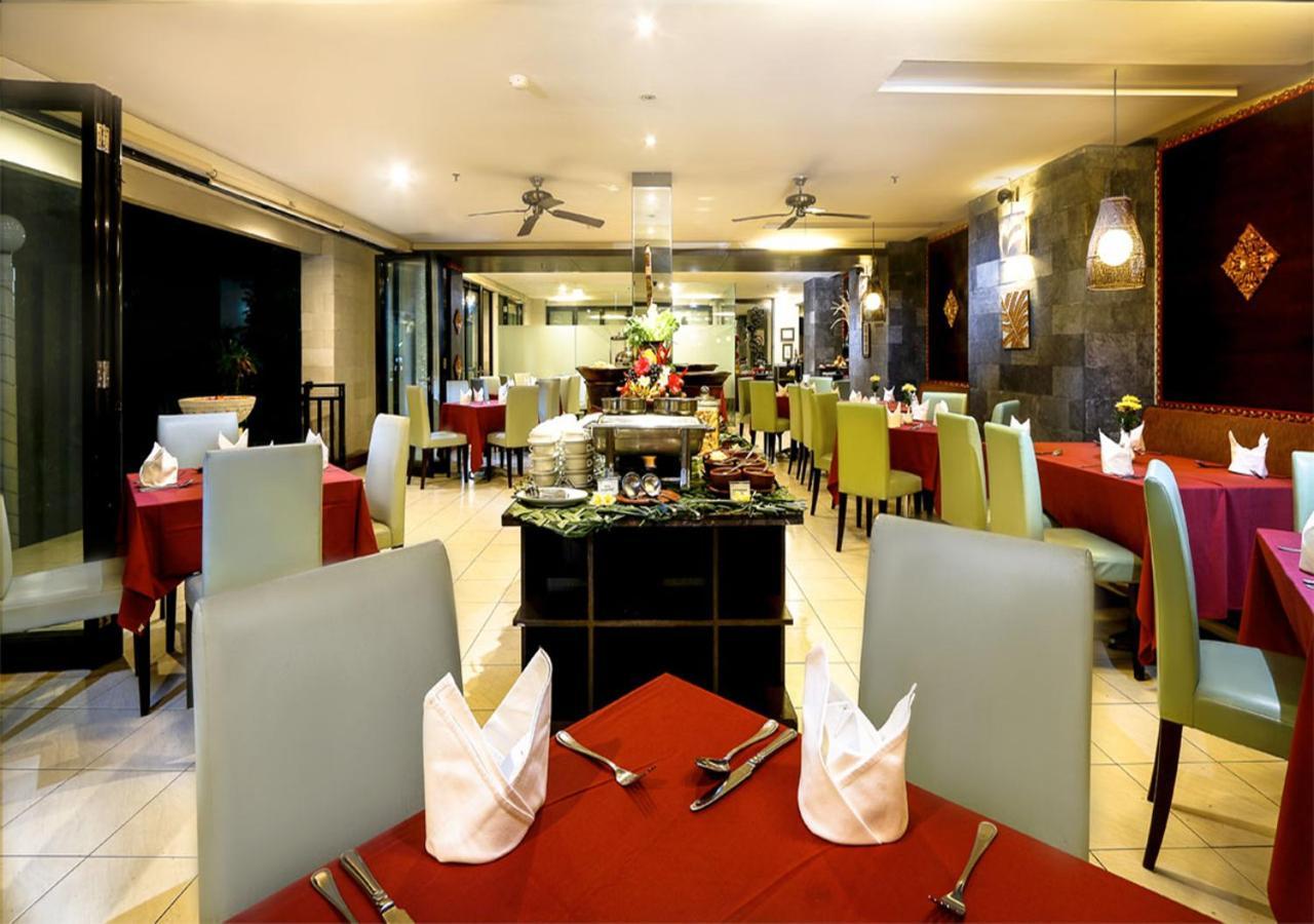 Grand Kuta Hotel And Residence Легиан Экстерьер фото